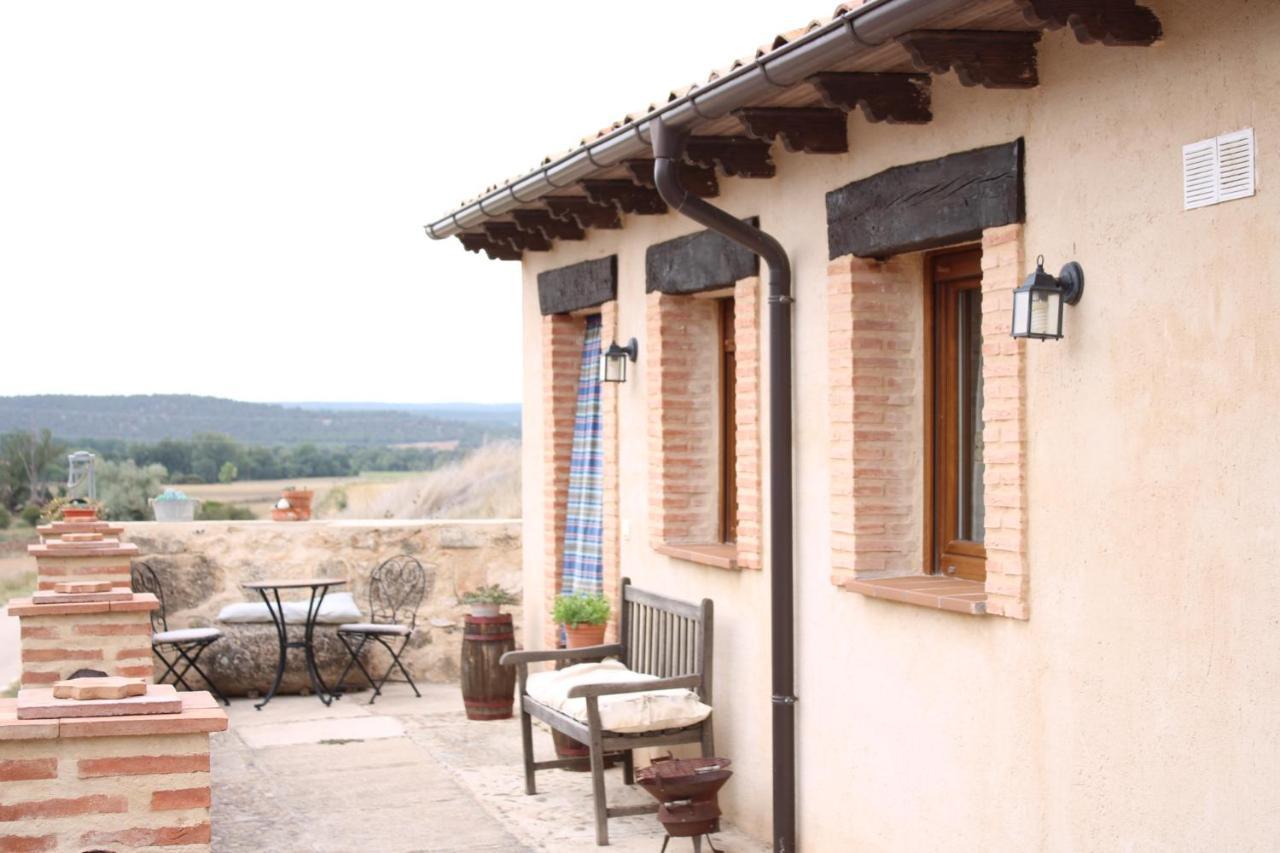 Casa Rural La Charolesa Aguilera エクステリア 写真