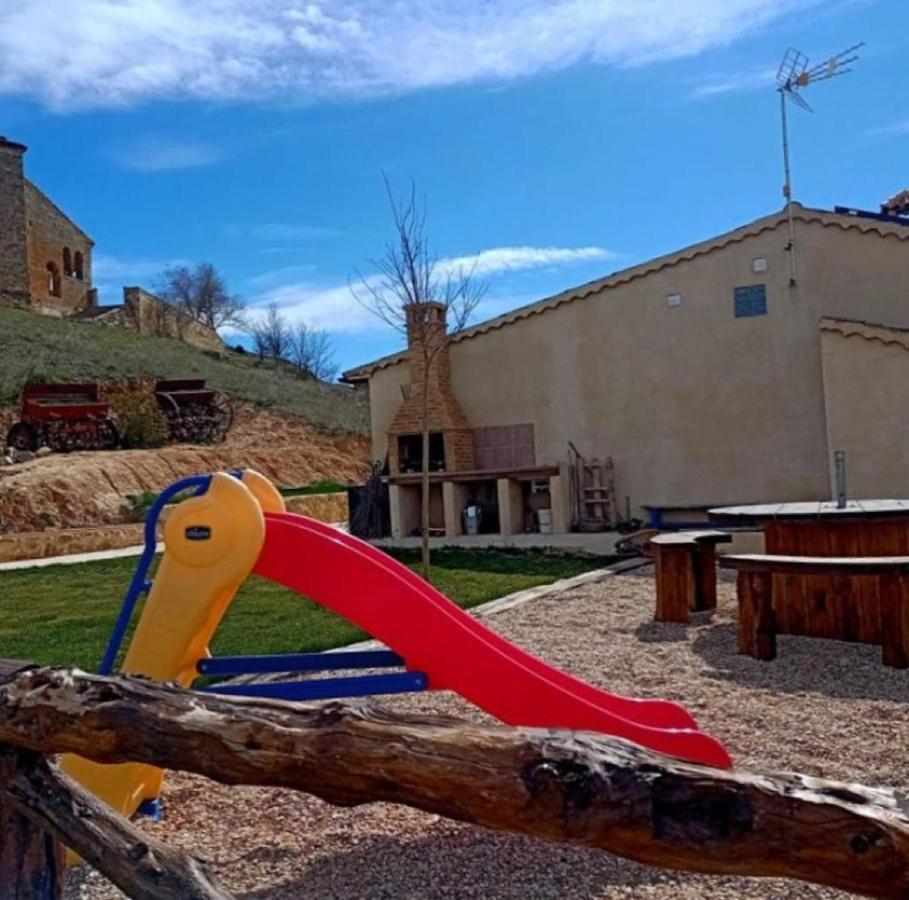 Casa Rural La Charolesa Aguilera エクステリア 写真
